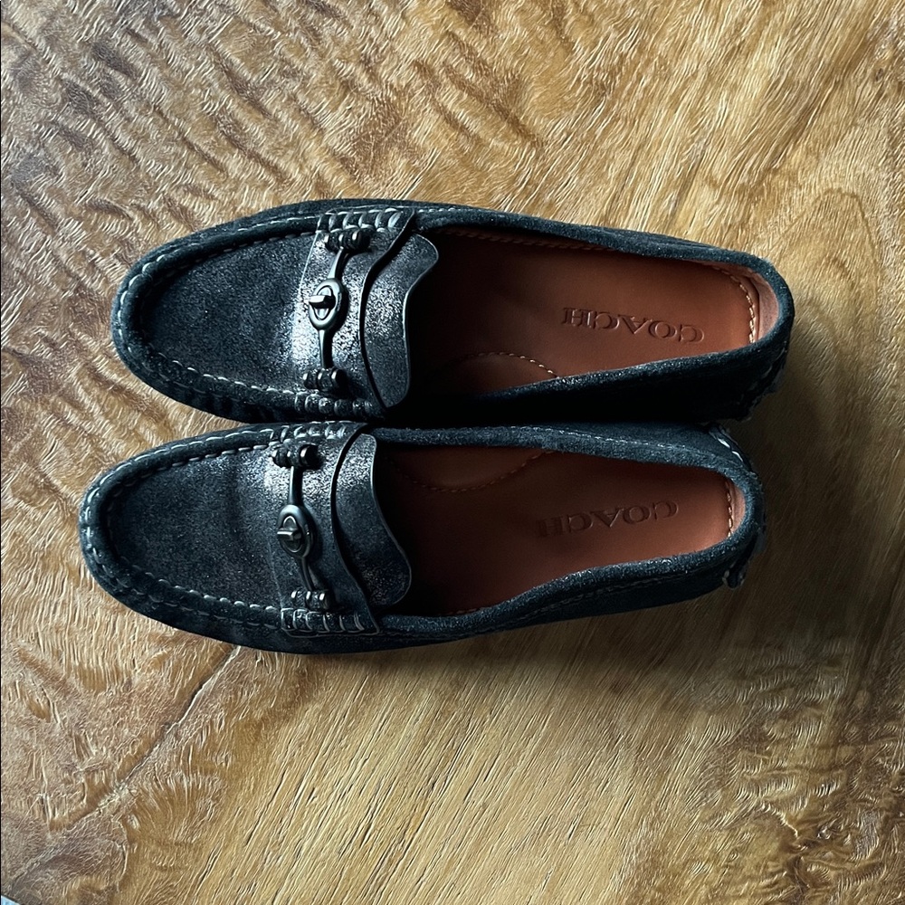 Coach Suede women’s Loafers - Picture 2 of 4